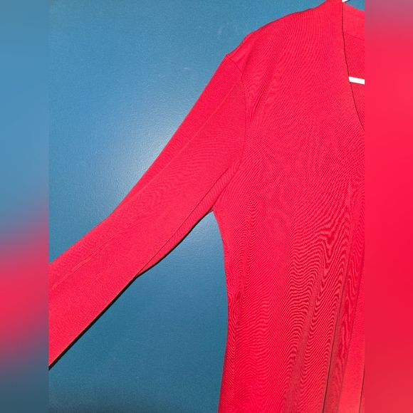 Chico's Red V-neckline Longsleeve Top, Size 1 (us medium), pima cotton - Picture 9 of 9